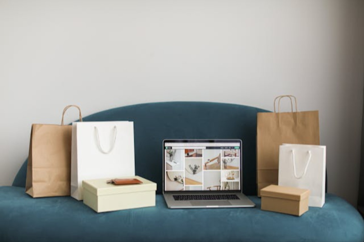 Gak Cuma Cari Diskon! Kenali Tren "Confident Commerce" yang Bakal Dominasi E-Commerce 2026 - Codenesia